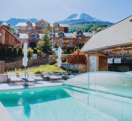 Résidence Sunelia les Logis d'Orres aux Orres - Piscine aux Orres