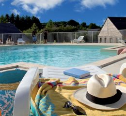 Résidence Le Doaine du Bosquet - swimming pool