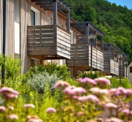 Balcons hébergements à la Résidence Le Clos du Rocher aux Eyzies