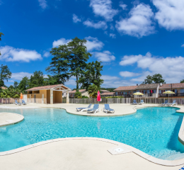 Résidence Le Domaine du Golf d'Albret *** -  Swimming Pool