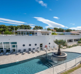 Résidence Le Cap Azur **** - Saint-Mandrier - Location de vacances avec piscine dans le Var