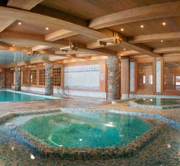 Résidence Le Hameau du Beaufortain****-piscine