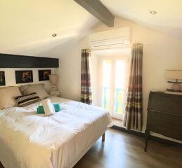 Chambre double climatisée avec belle luminosité dans l'appartement Némo à Marseille