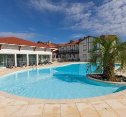 Espace aquatique intérieur au Hameau de la Chalosse à Cassen