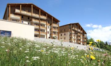 Le Village de Praroustan****