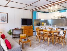 Two bedroom house Sleep 4/6 people confort +