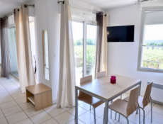 Three bedroom apartment - Sleep 6