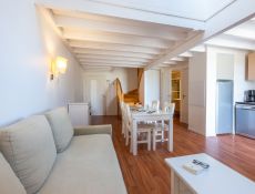 One bedroom apartment - Sleep 4 sea view