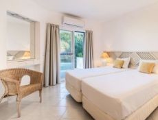 Superior One-Bedroom Apartment - 3 People