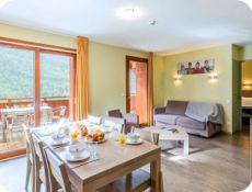 One bedroom apartment - Sleep 4